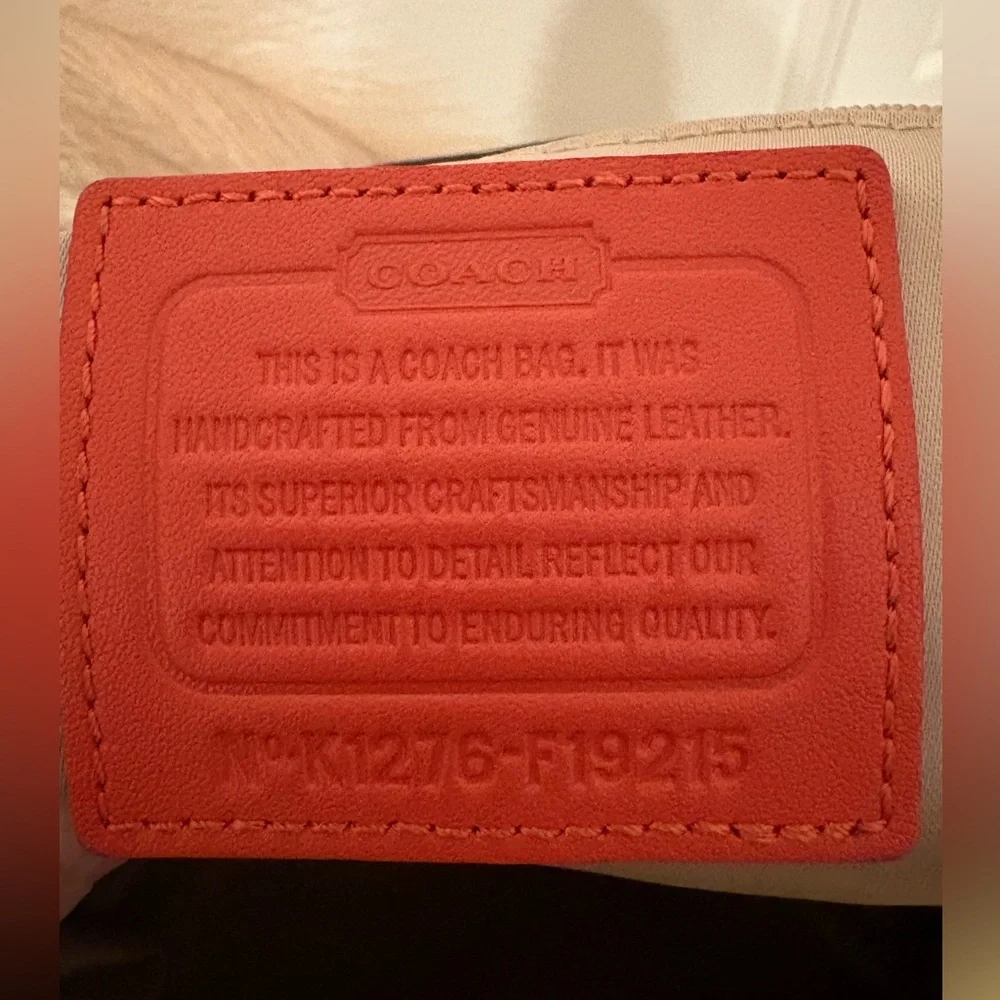 Coach Red Leather Tote with Kisslock and Logo Stitching Design - Picture 4 of 7